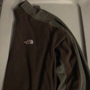 North Face Medium TKA 100 lightweight fleece